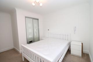 2 Bedroom apartment By Canal - Birmingham - 6