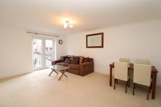 2 Bedroom apartment By Canal - Birmingham - 4