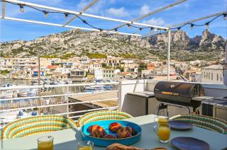 Cabin, waterfront terrace - 3