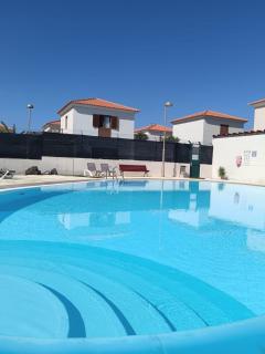 Bonita villa en Corralejo con piscina y wifi - 0