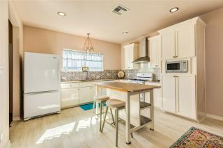 Bella Vie - Galveston - 4