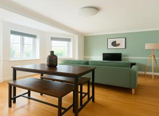 2 Bed Apartment in Hammersmith - London - 4