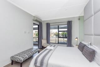 The Odyssey Lifestyle Complex Morningside - 2 BR - Johannesburg - 3