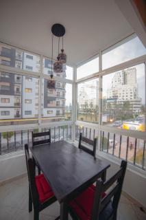 Ruim 185m2 appartement voor grote gezinnen met privéparking en zeezicht - 4
