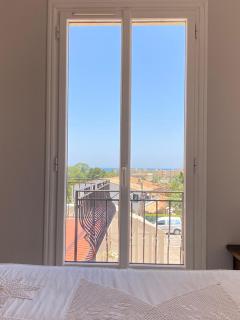 Appartement dans Villa à Antibes avec Vue Mer - Antibes - 3