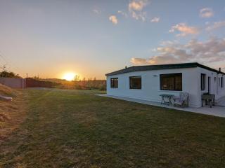 Large house 10 min walk to beautiful beach - - 5