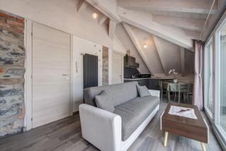 White Suite - Jacuzzi - Lezzeno - 7
