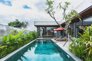 5 BR Retreat Villa - Beach Access - Tanah Lot - 3