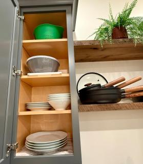 Restful Remedy in Downtown & Historic Pilot Mountain Apartment - Pilot Mountain - 8