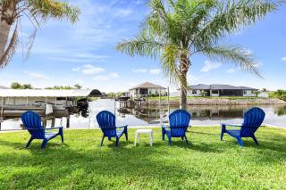 Gulf Coast Getaway | Pool • Kayaks • Fishing - North Port - 6