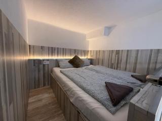 KM33 Apartments - Budapest - hostAID - Budapest - 3