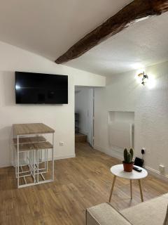 Joli T2 en plein coeur de Saint Maximin - 9