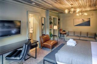 1st floor King Suite Downtown Boutique Hotel - Savannah - 9