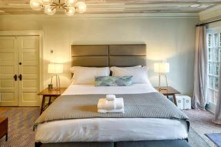 1st floor King Suite Downtown Boutique Hotel - Savannah - 3