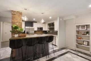 King and Queen Suite 1st Floor Sleeps 6 - Savannah - 4