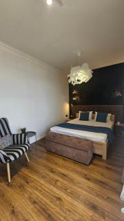 Black Room Apartment - Mukacheve - 1