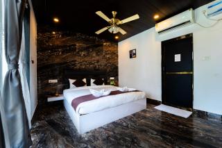 Code Red Resort - Morjim - 1