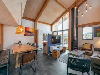 Villa near Sint Maartenszee Beach with Jacuzzi - Sint Maartensvlotbrug - 3