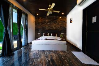 Code Red Resort - Morjim - 8