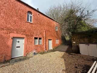 Upside Lodge - Beautiful cottage sleeps 6 near Bath Frome - Shepton Mallet - 0