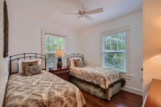 Casa Blanca - Chic Spanish-Style Cottage with Private Courtyard - West Palm Beach - 5