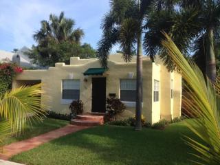 Casa del Sol - Cozy Hideaway with Pool in Grandview Heights - West Palm Beach - 9