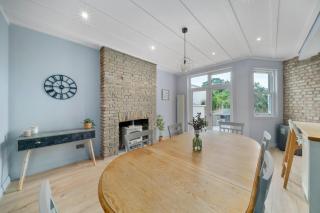 4BR House in Streatham with Parking - Londra - 1