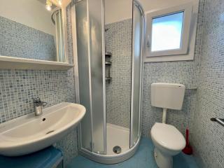 Renovated apartment with bright balcony - Porto Santa Margherita - 3