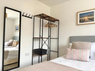 Kerensa 3 bed townhouse located close to the beach with Parking - Penzance - 1