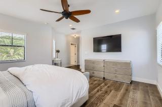 Villa del Flamingo - Modern Living & Poolside Escape in Flamingo Park - West Palm Beach - 1
