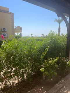 5BDR Modern Beachside Retreat in Einbay l 2nd Row - Ain Sokhna - 1