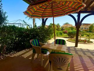 5BDR Modern Beachside Retreat in Einbay l 2nd Row - Ain Sokhna - 8
