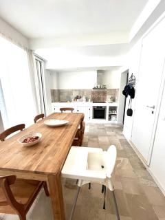 Casa Claretta Beach House - 6