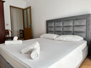 Berti Apartments - Sarandë - 5
