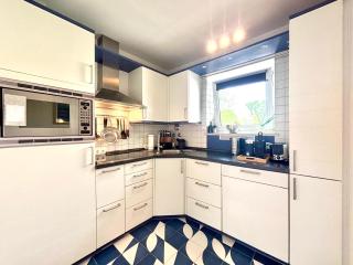 Snug Stays 6 - ruhige Toplage Seeblick Maisonette Design-Wohnung I 3-Zimmer I zentral - Starnberg - 3