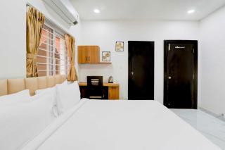Townhouse Chanda Nagar Hyderabad GSM Mall - Hyderabad - 4