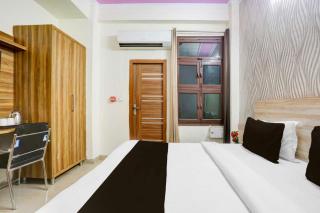Collection O Sector 4 Gurgaon - Gurgaon - 2