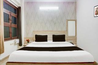 Collection O Sector 4 Gurgaon - Gurgaon - 1