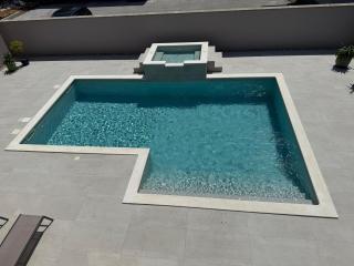 Villa Vida, Medulin - Bazen i jacuzzi - 5