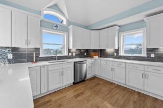 Pine Island Perfection - 3min to beach with pool spa - Corolla - 3