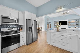 Pine Island Perfection - 3min to beach with pool spa - Corolla - 4