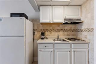 6201 Ocean Ave, Unit 301 - The Nassau Inn - Wildwood - 4
