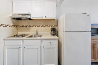 6201 Ocean Ave, Unit 410 - The Nassau Inn - 3