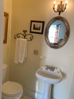 The House of Elsie - Niagara on the Lake - 1