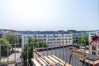 Modern Studio with Balcony next to Railway Station - Lahti - 5