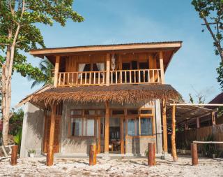 Oinan Beach Villa - Tua Pejat - 5