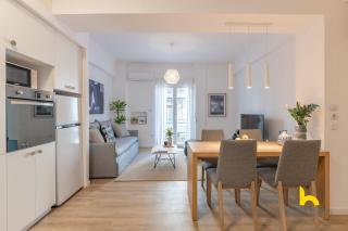 Bright, Central Hideaway Near Acropolis & Metro! - Atene - 7
