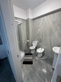 Apartament 3 camera Dem Radulescu H&H - Râmnicu Vâlcea - 1
