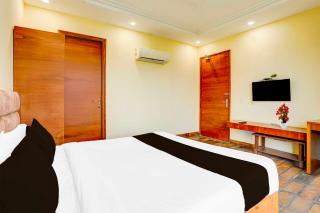 Townhouse Oak Sector 47 Near Medanta - Gurgaon - 4