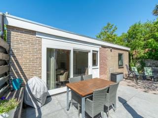 Vibrant Holiday home with garden - Callantsoog - 1